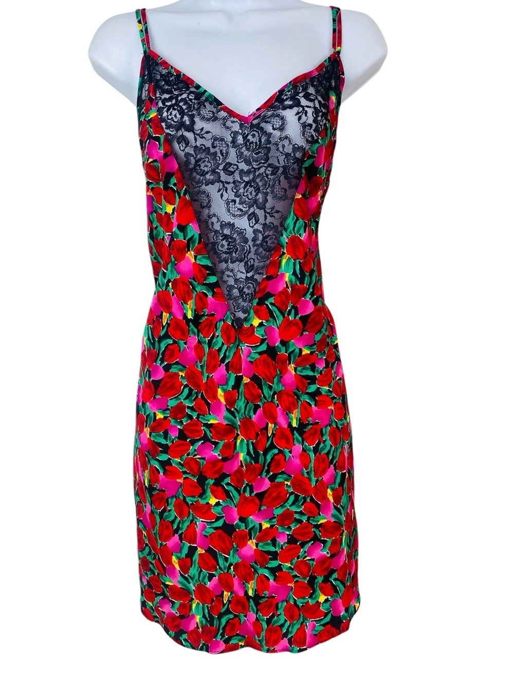 Victoria’s Secret Gold Label Red Floral Black Lace Trim Chemise Size L